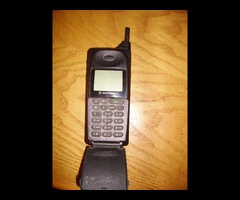 Cellulare Motorola internazional 8700